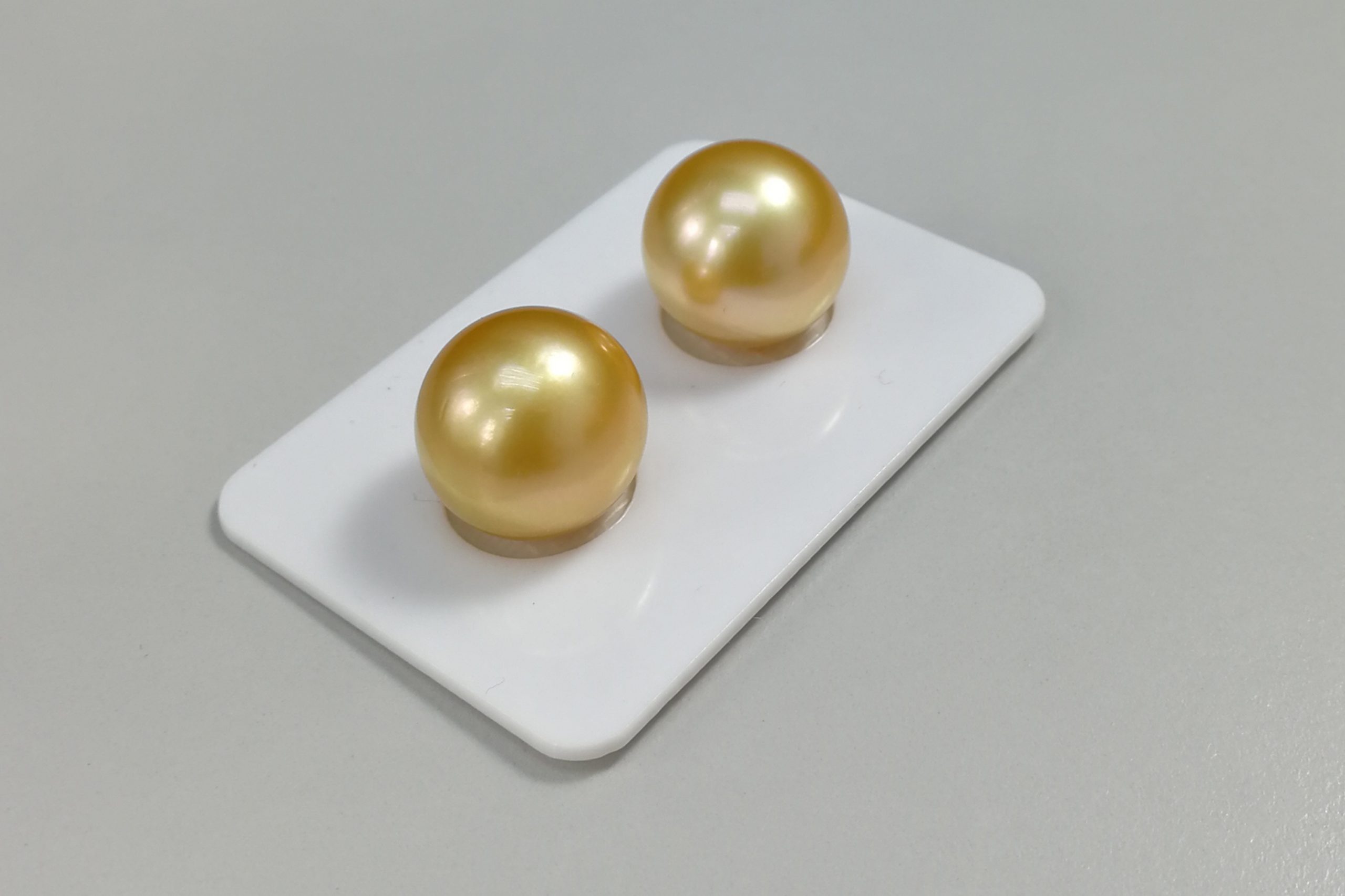 1_[#SH350]14.6_14.5mm south sea gold_pair_D