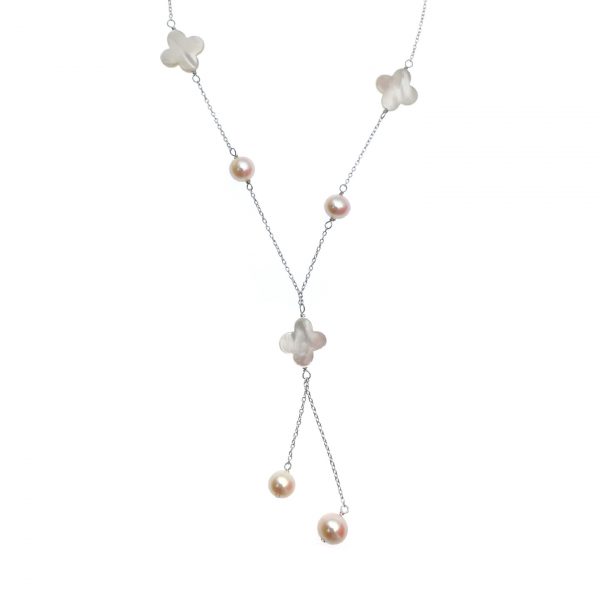 7-10mm Freshwater Pearl with MOP Clover Necklace 7-10mm Freshwater Pearl with MOP Clover Necklace